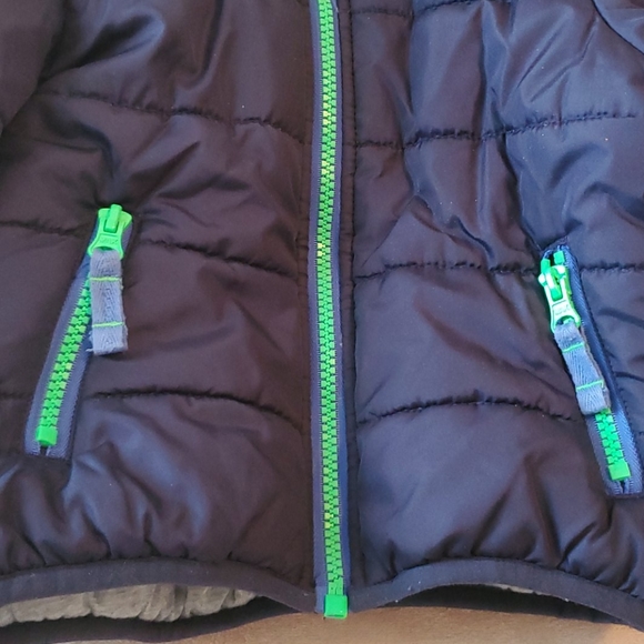 Jackets - Picture 6 of 6